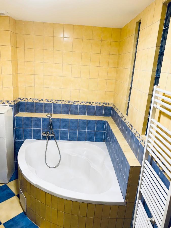 Apartman Monya Turcianske Teplice Luaran gambar
